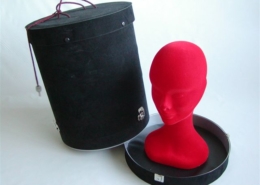 Hatbox in flocked PVC, packaging for delivery and transport